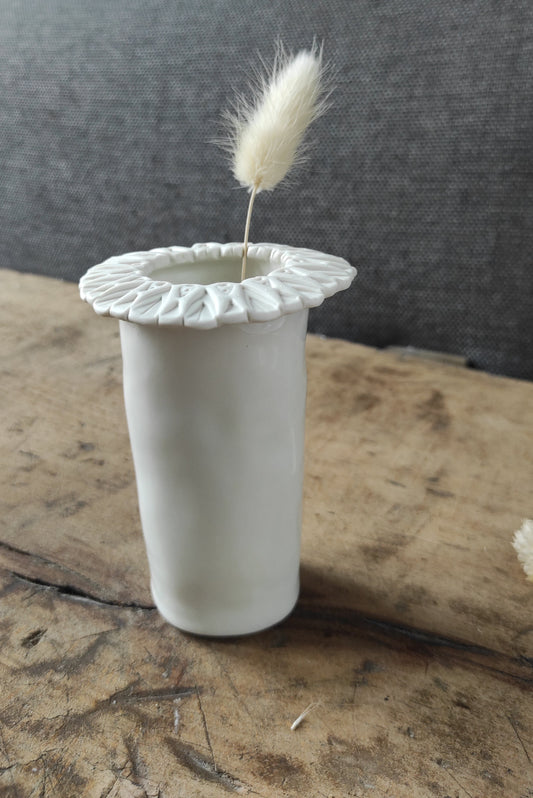 Petit vase porcelaine V1